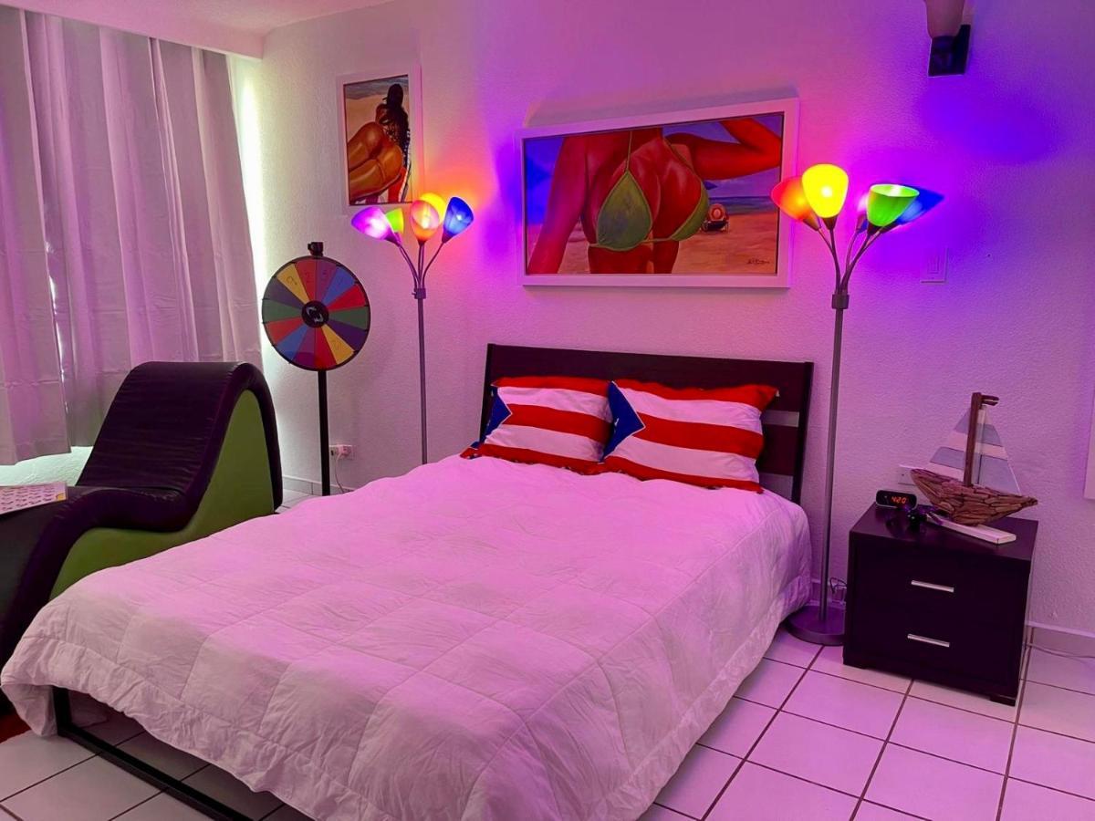 Condado Beachfront Tantra Apartment Сан Хуан Екстериор снимка