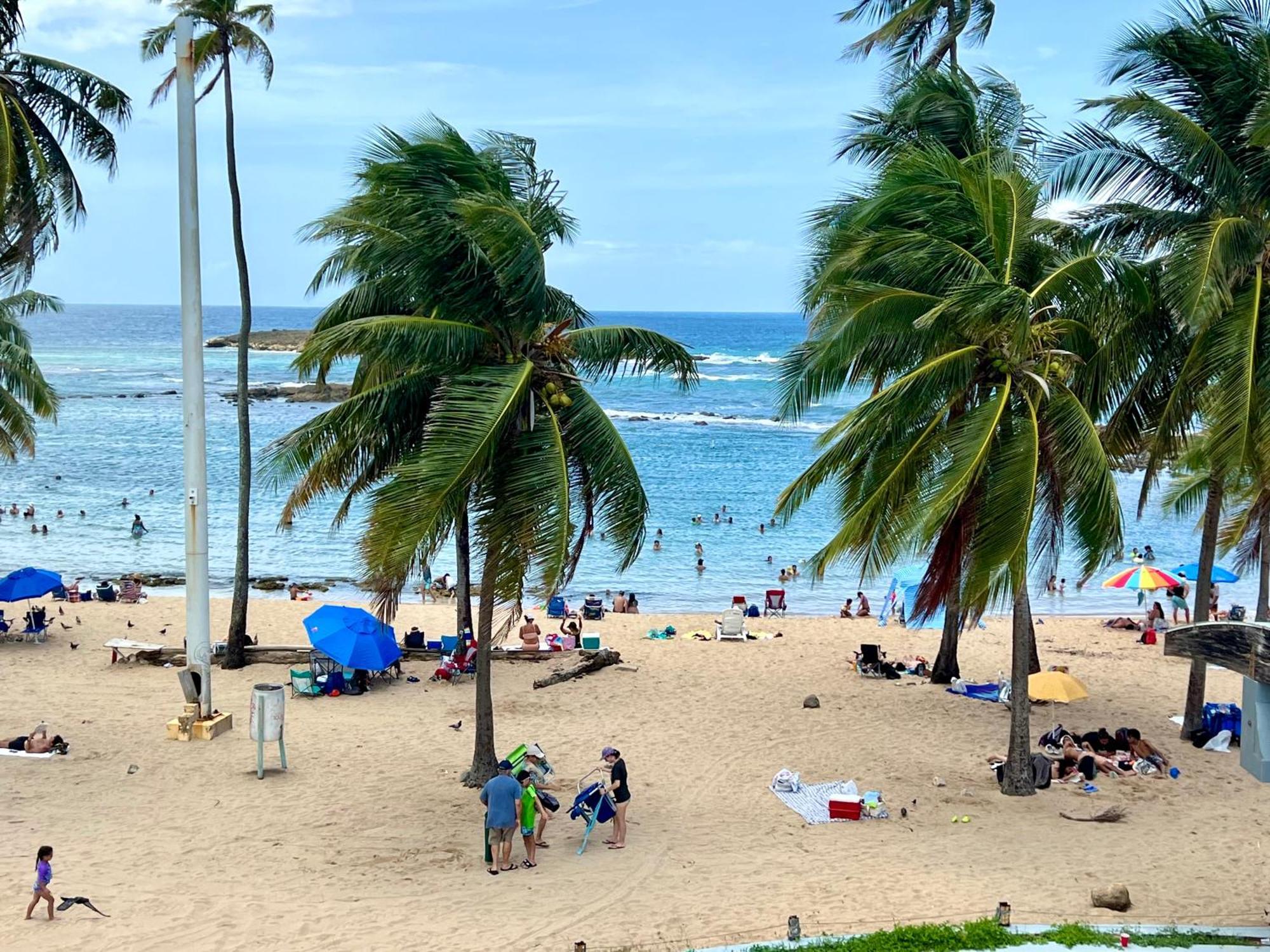 Condado Beachfront Tantra Apartment Сан Хуан Екстериор снимка