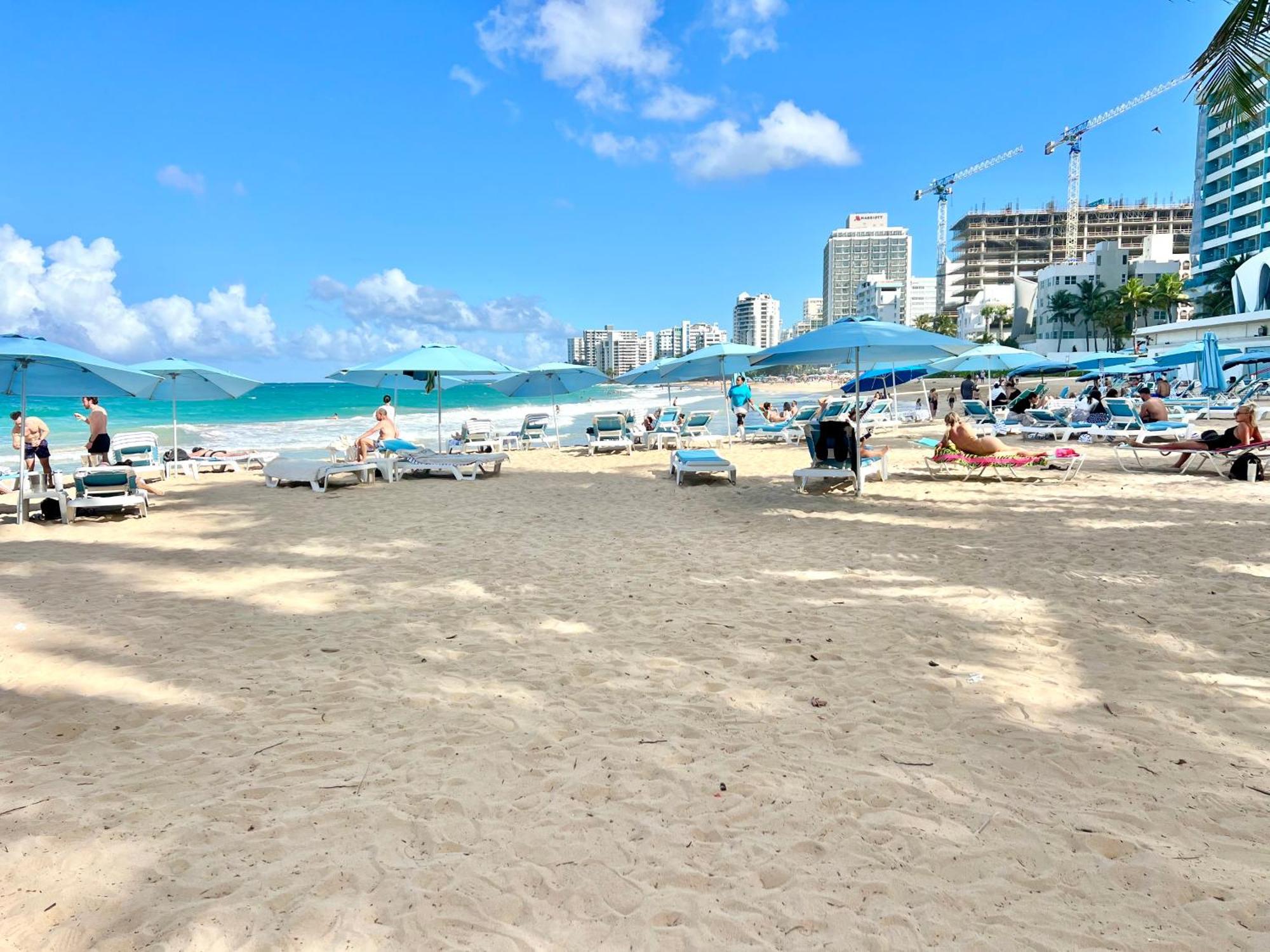 Condado Beachfront Tantra Apartment Сан Хуан Екстериор снимка